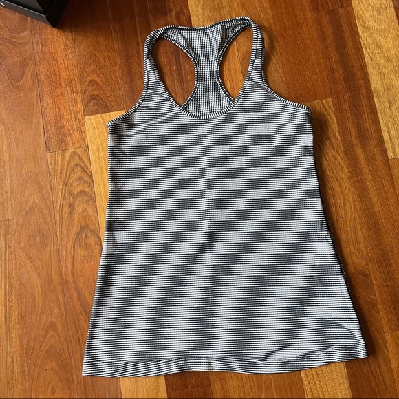 lululemon athletica Tops - LULULEMON TANK TOP